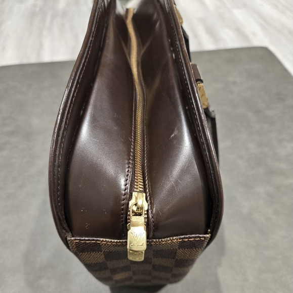 Louis Vuitton Authentic  Sarria Damier Vintage Handbag - Picture 6 of 8
